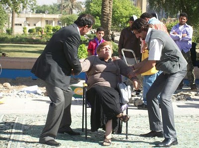 Read more about the article مسرحية الكرسي يوم الاعتصام