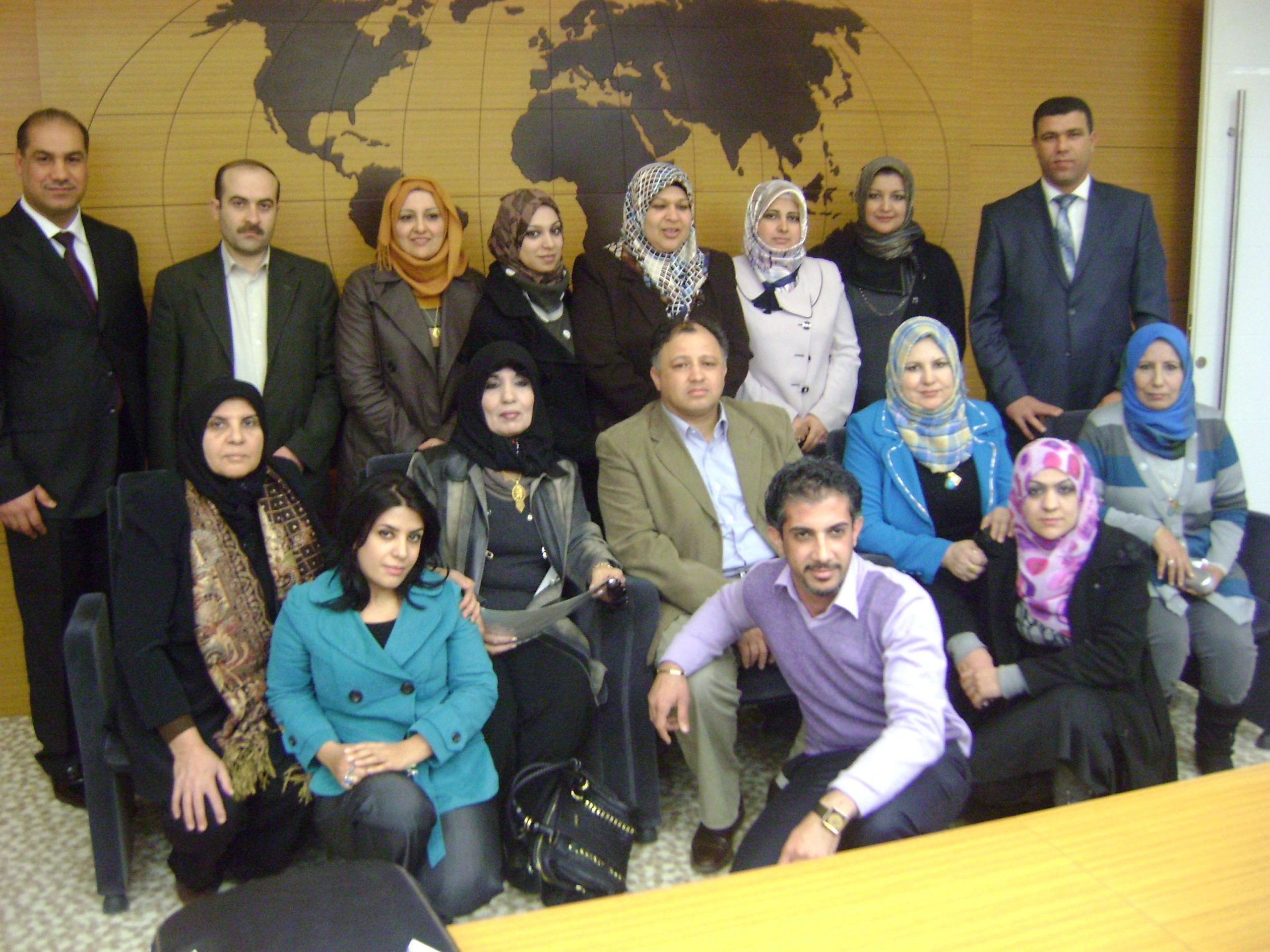 Read more about the article النشاط الاول 29-2-2012 بالتعاون مع مؤسسة المستقبل اقيمت  ورشة بعنوان (موائمة التشريعات المحلية مع الاتفاقيات الدولية )